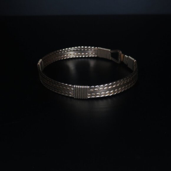 14K Gold Wire Bracelet - Picture 11 of 13